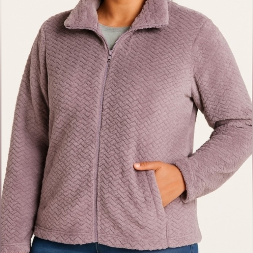 Free 2B Lavender Quilted Teddy Jacket✨